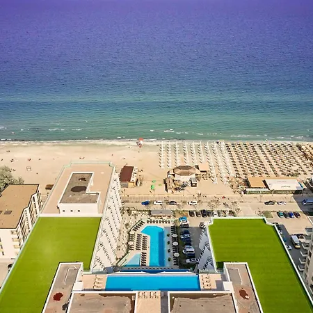 Mirrano - Infinity Pool & Apartman